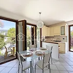 560 - Trilocale A Sirolo, Al Primo Piano Con Giardino, Aria Condizionata E Wi-fi - White Club Omaggio Dal Lun Al Ven Fino Al 02-08 * Sirolo